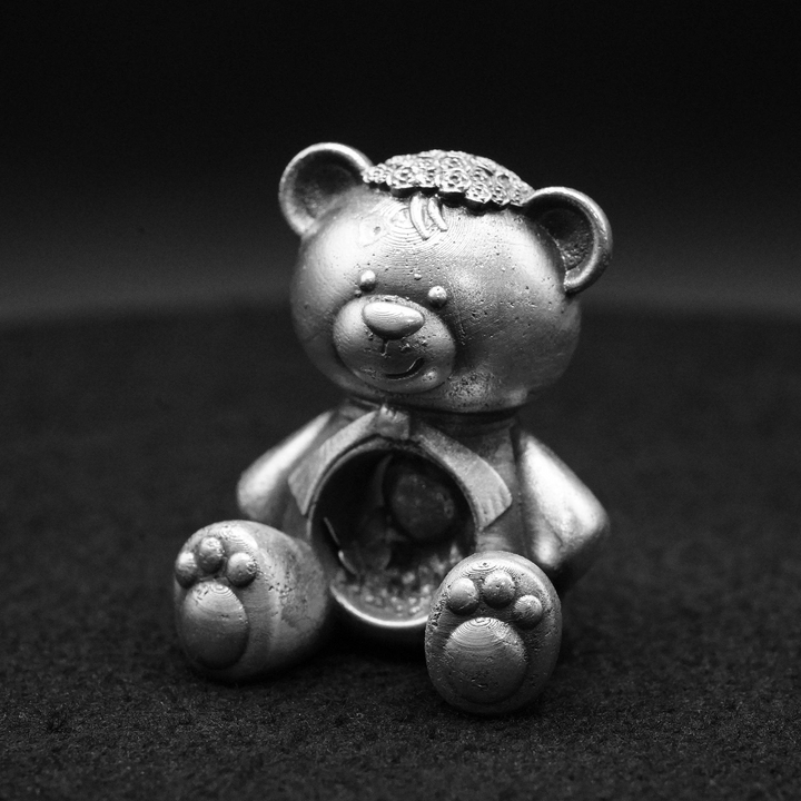 Teddy Love hand poured 999 silver statue collectible by Gold Spartan