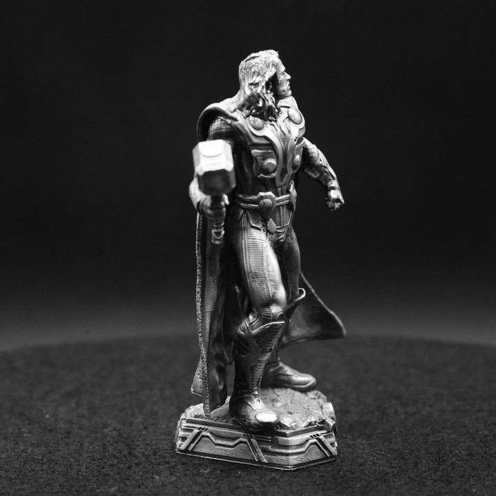 Thor hand poured 999 silver statue collectible by Gold Spartan