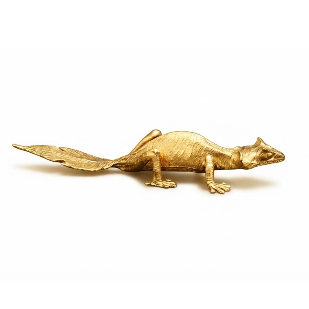 Leaf Tailed Gecko hand-poured 999+ silver statue by Gold Spartan