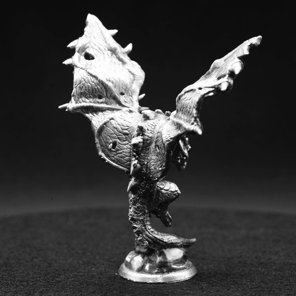 Wyvern Dragon hand-poured 999+ silver statue by Gold Spartan
