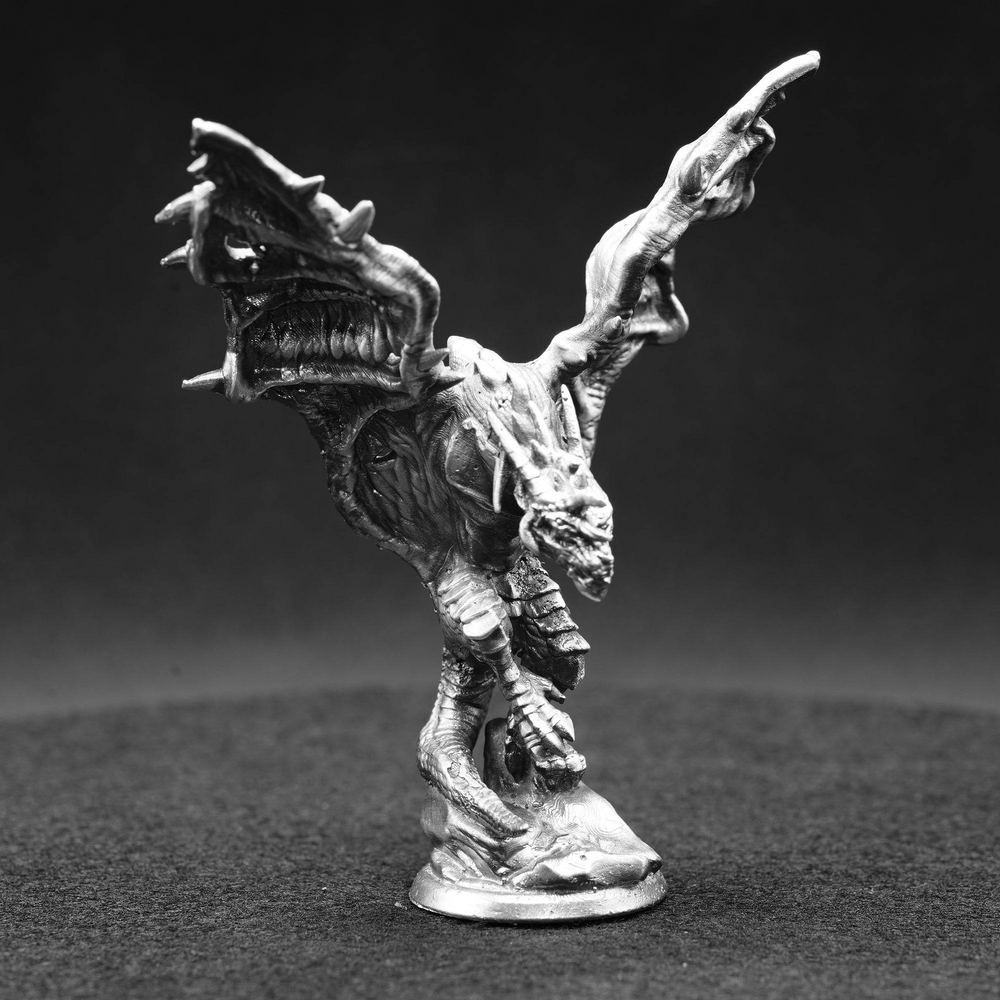 Wyvern Dragon hand-poured 999+ silver statue by Gold Spartan