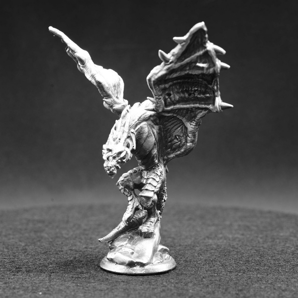 Wyvern Dragon hand-poured 999+ silver statue by Gold Spartan