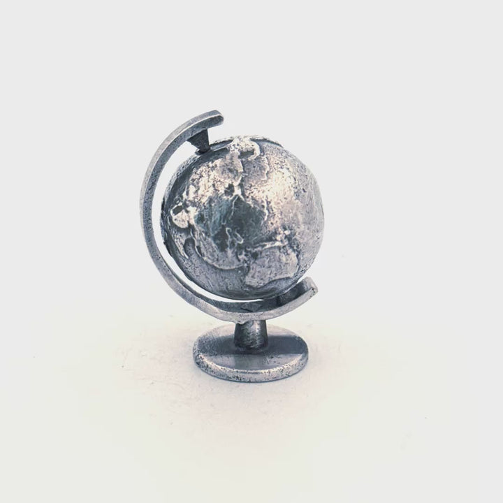 Globe