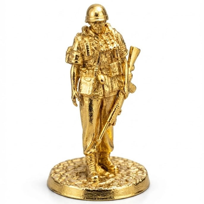 Soldier - Marching hand-poured 999+ silver statue by Gold Spartan